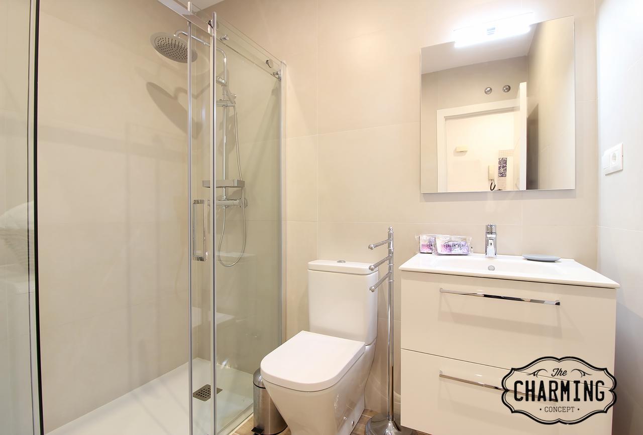 Charming Puerta del Sol Apartment Madrid Bagian luar foto